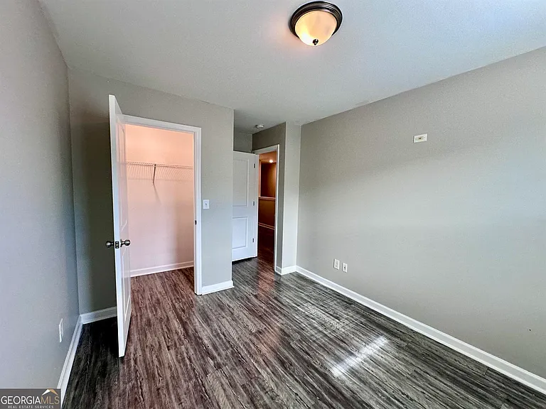 306 Ashigan St — Photo 13