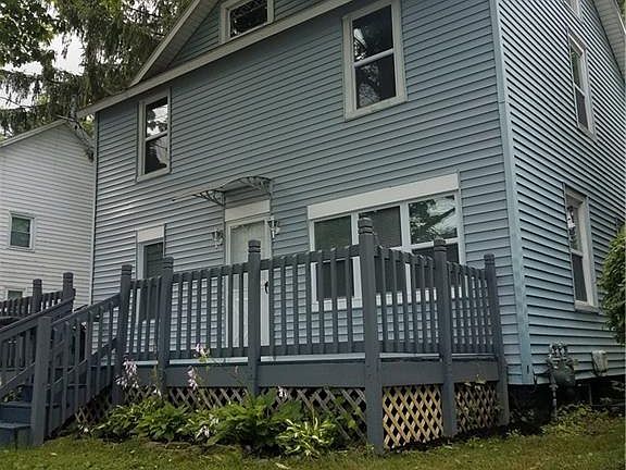 2nd image of 16 Salina St