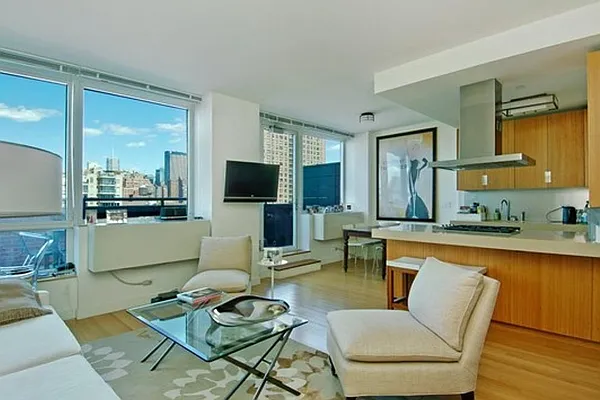 Rented by Corcoran | media 8