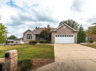 302 Sooter Ln, Rolla, MO 65401