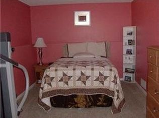 107 Timbercreek Cir, Lansing, KS 66043