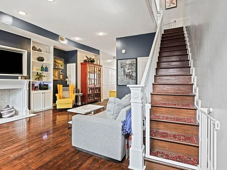 1712 1st St NW #A — Photo 3