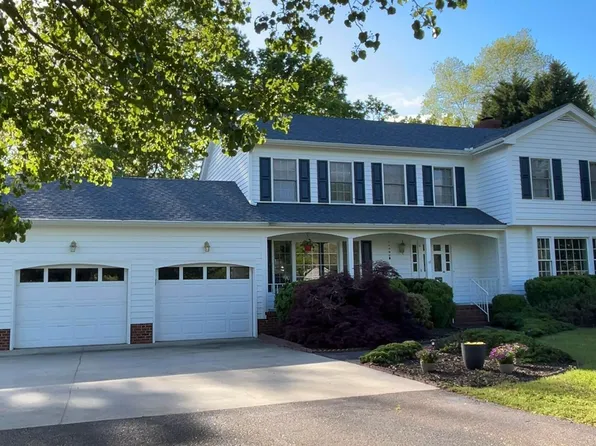 6992 Riverpoint Road, Elm City, NC 27822