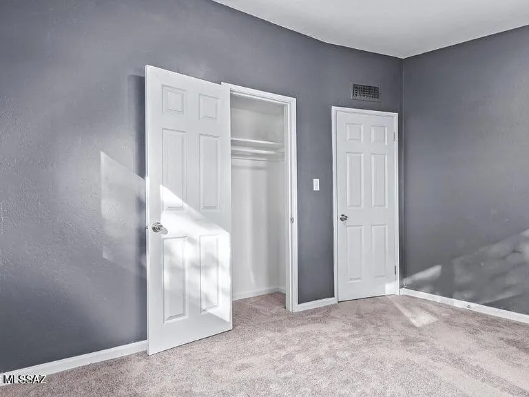 843 E Alturas St — Photo 19