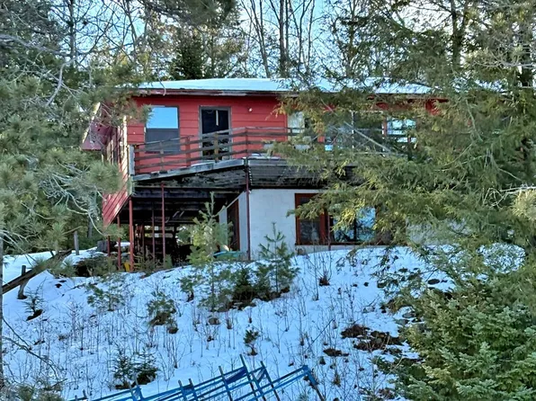 3292 W Sand Lake Ln, Lac Du Flambeau, WI 54538