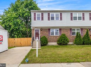 835 Turf Valley Dr, Pasadena, MD 21122
