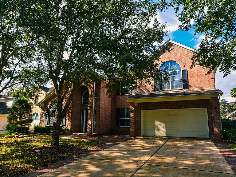 3211 Chapel Creek Way — Photo 1