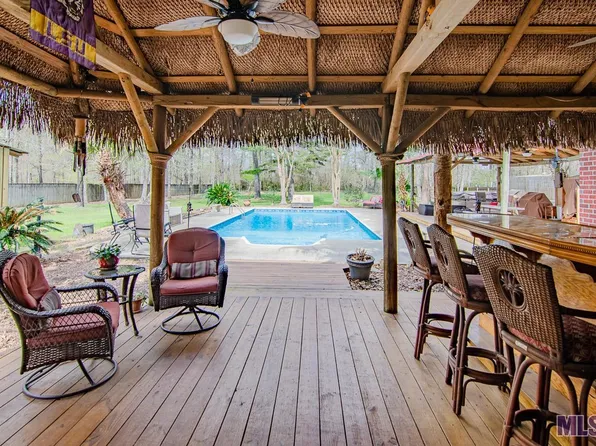 9925 Meadow Ln, Denham Springs, LA 70706