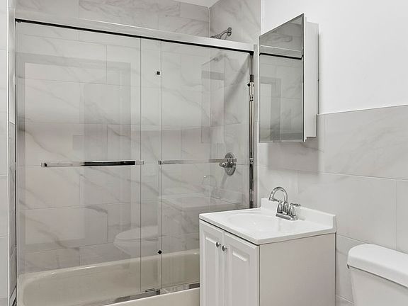 4th image of 1604 Brooklyn Ave Floor 1