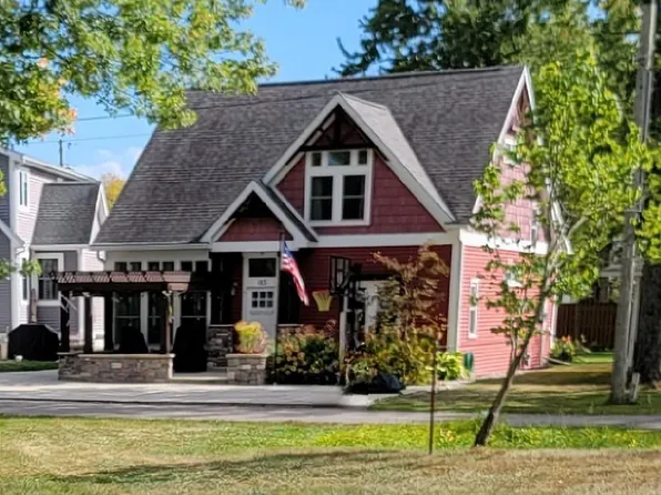 185 Ems T32 Ln, Leesburg, IN 46538