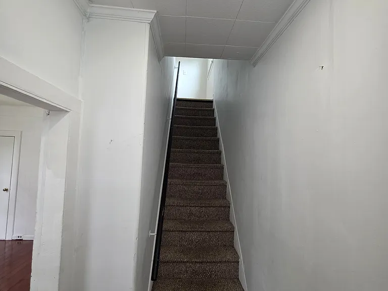 109 Grove St — Photo 13