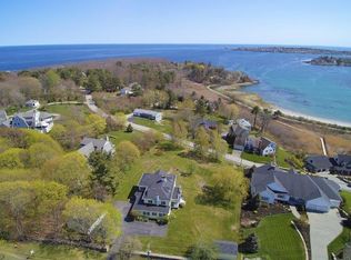 101 Shore Rd, Cape Neddick, ME 03902