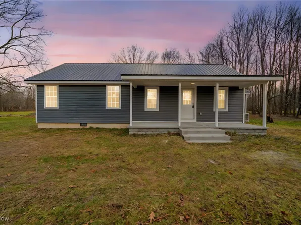 506 Middle Rd, Conneaut, OH 44030