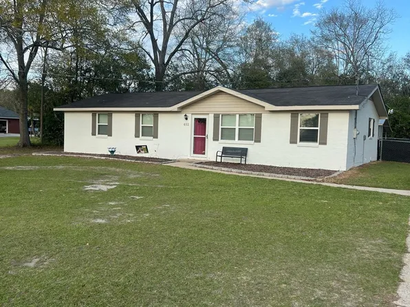 402 N Jackson St, Opp, AL 36467