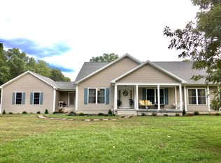 40879 Red Hill Rd, Leesburg, VA 20175