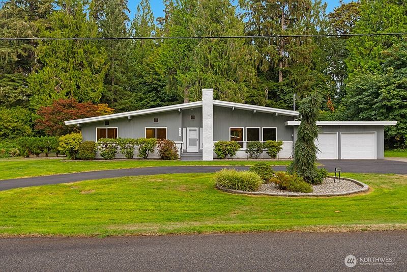 5th image of 6430 Restawhile Court SW