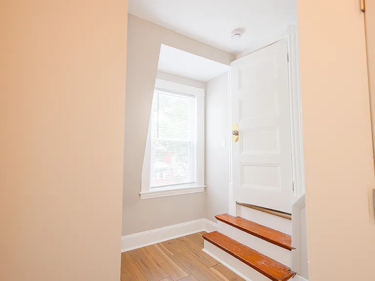 31 Graham St #2 — Photo 24