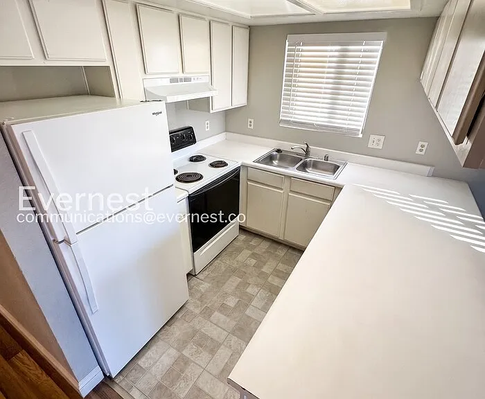 6245 Bellota Dr #D — Photo 9