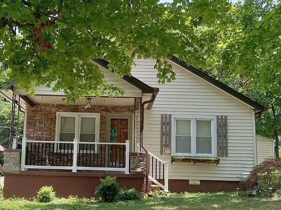 2nd image of 952 N Brown St