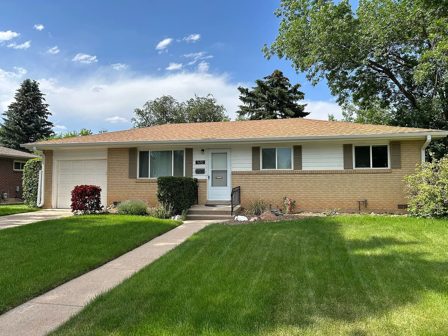 $500 Off First Month | Beautifully Renovated 3br In Midtown Fort Collins — Photo 2