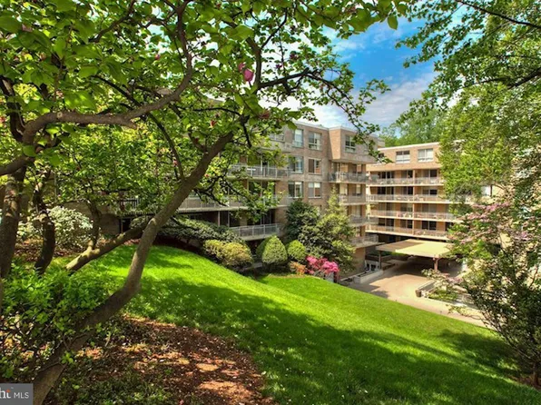 4100 Cathedral Ave NW #Penthouse 4, Washington, DC 20016