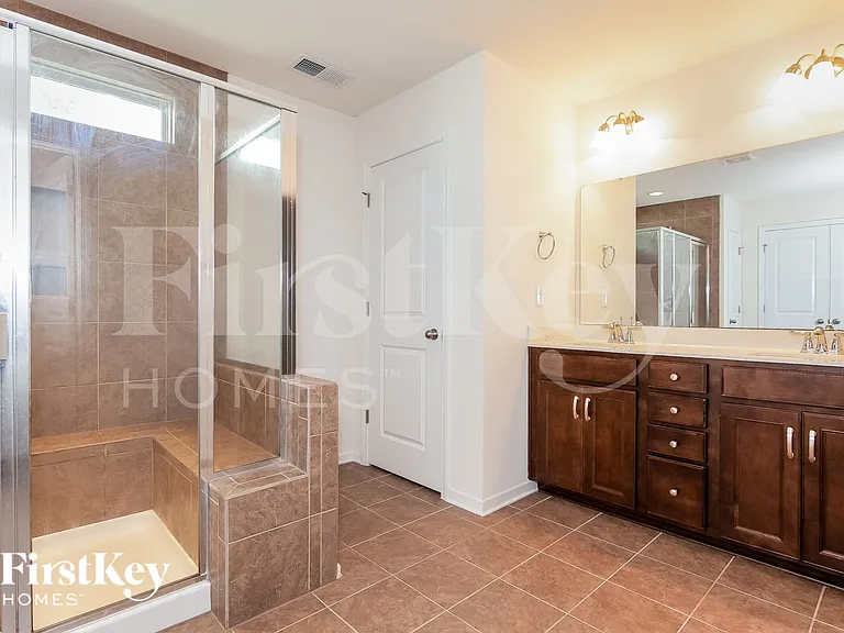104 Rockhopper Ln — Photo 9