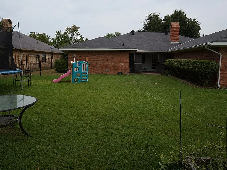 601 Rock Hollow Dr — Photo 26
