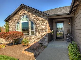 1701 Dragon Tail Pl, Medford, OR