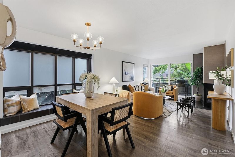 5th image of 1601 E Columbia Street #104