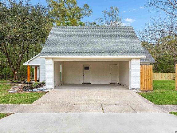 3rd image of 3553 W Wendover Dr