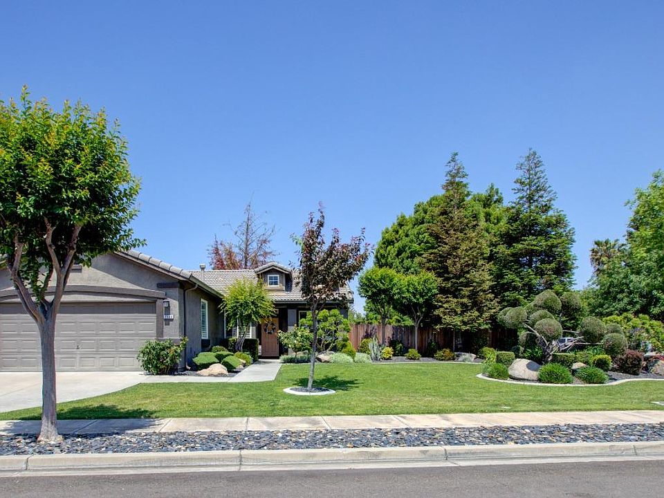 1st image of 2303 Summer Garden Ln