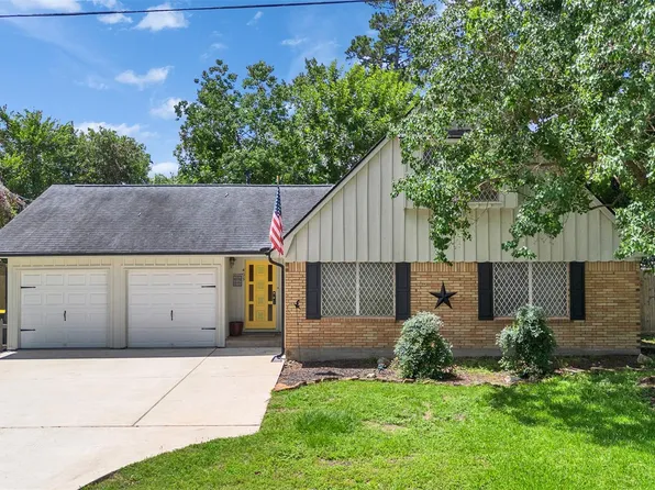 405 Billie Bess Ln, Conroe, TX 77301