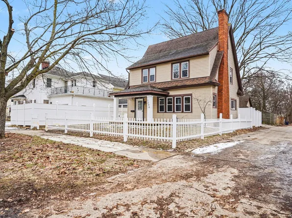 1248 Fisk Rd SE, Grand Rapids, MI 49506