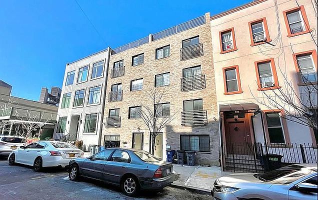 1st image of 25 Fayette St #3