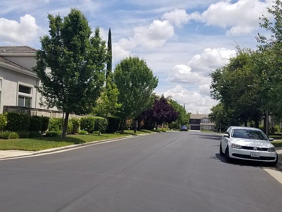 5th image of 1500 Deer Hollow Way