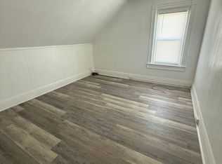 236 Mason St APT 3, Woonsocket, RI 02895