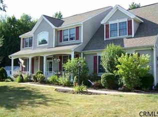 18 Coneflower Ct, Ballston Spa, NY 12020