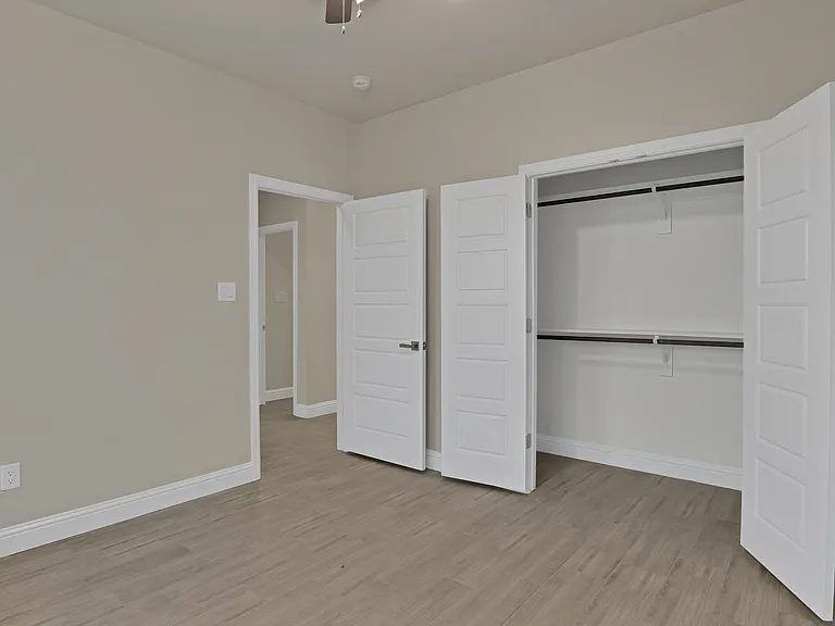 5619 Barkridge Dr — Photo 19