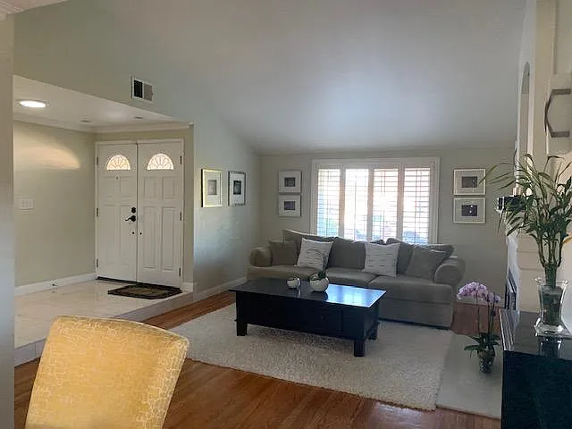 3 bed, 1540 sqft, $5,750 — Photo 3
