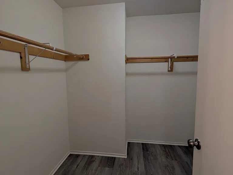 28623 Avalon Ave — Photo 8