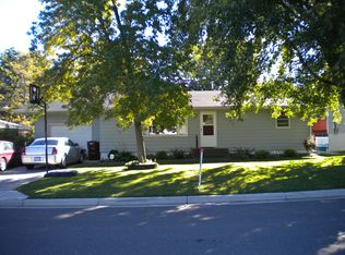 712 11th Ave, Howard Lake, MN 55349