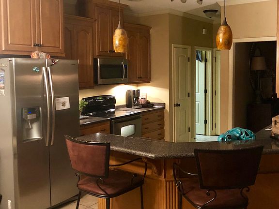 3rd image of 11730 Narraganset Way