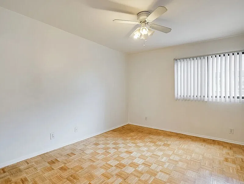 1 bed, 1.0 bath, 613 sqft, $1,562 — Photo 4