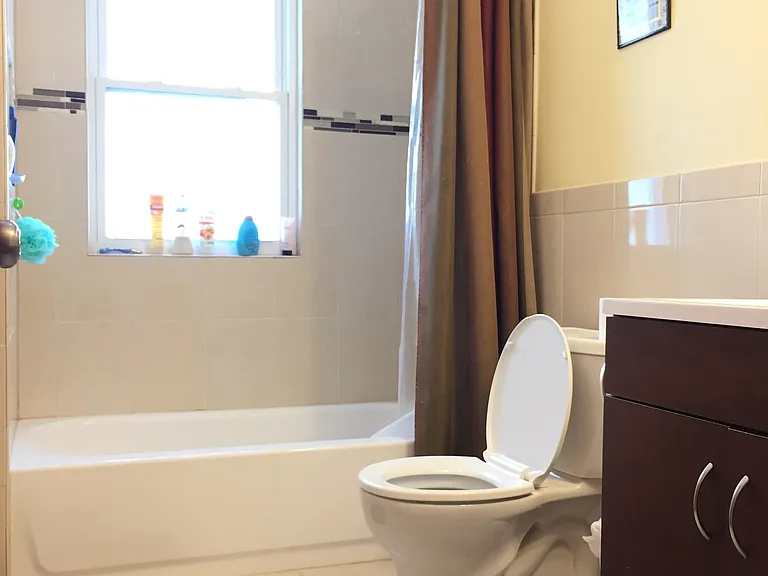 74 Moraine St #2 — Photo 9