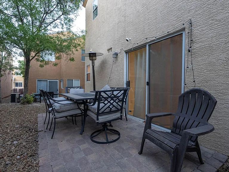 10380 Commanche Moon Ave — Photo 33