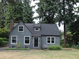 9823 NE Shaver St, Portland, OR 97220