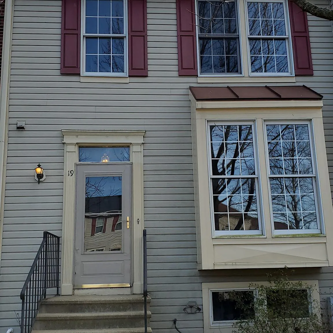 19 Rocky Brook Ct — Photo 1