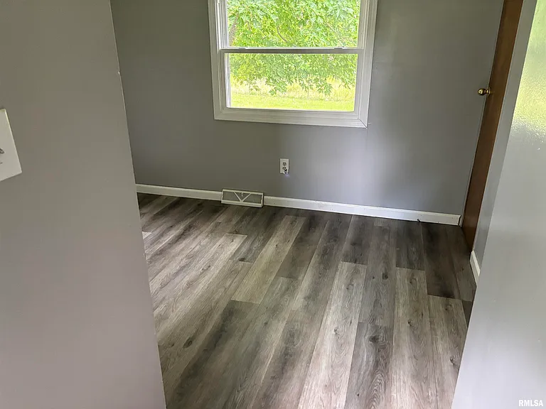 50 Iroquois Dr — Photo 7