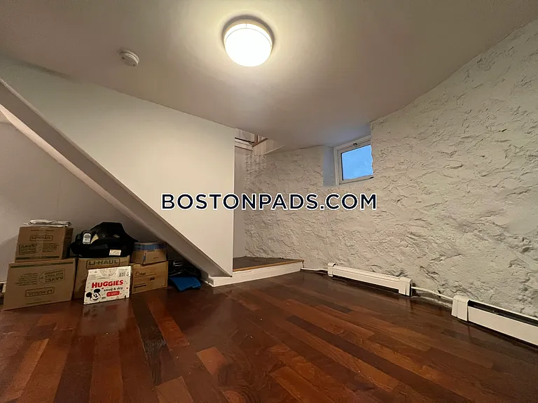 24 Farrington Ave #1 — Photo 10
