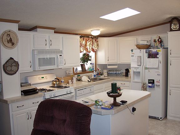 2nd image of 24 Konner Dr